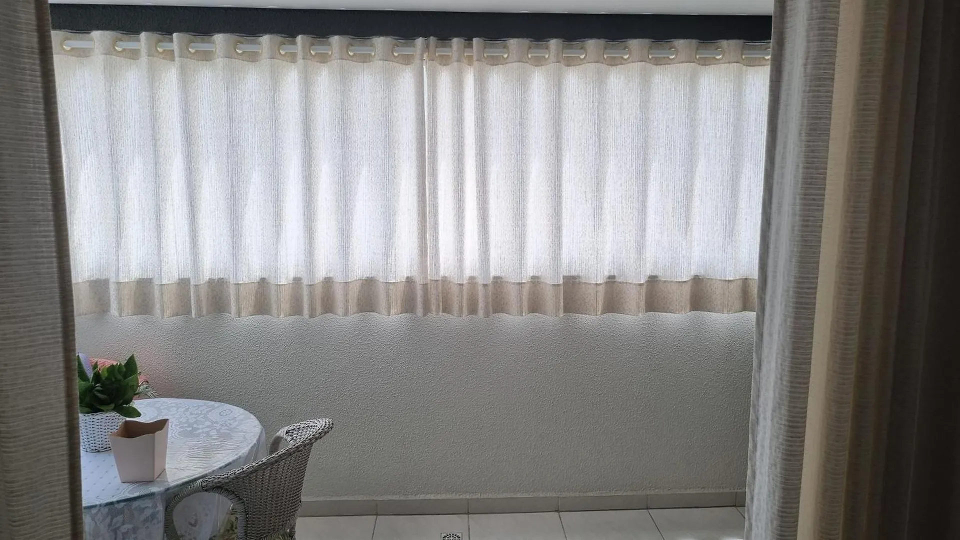 Apartamento com 2 quartos para 5 hóspedes - Recanto do Cardeal - Praia de Bombas-Bombinhas  Bombinhas